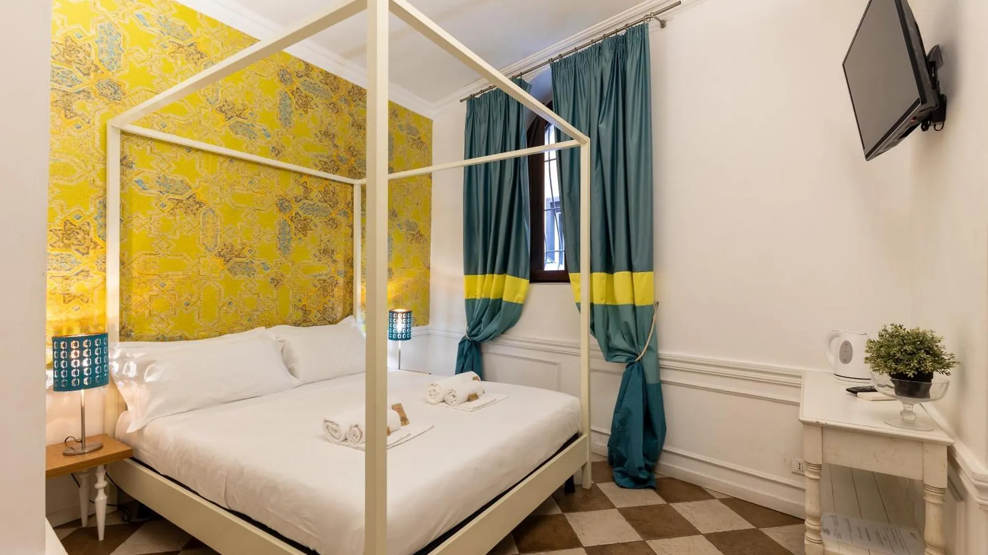 Domus 15 - Guest House Rome 0*,  Italy