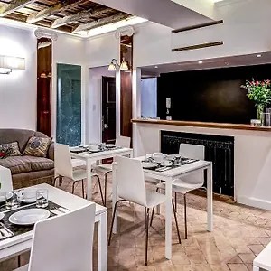 Good Life Monti Guest house